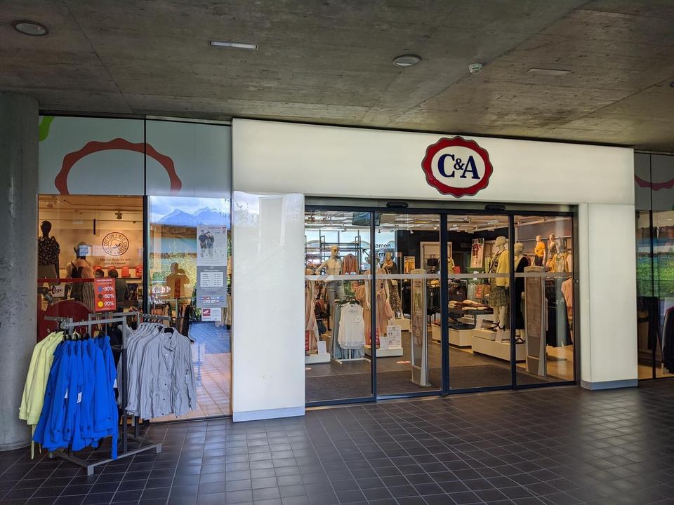 C&A
