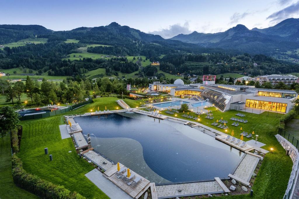 Alpentherme Gastein Außenansicht