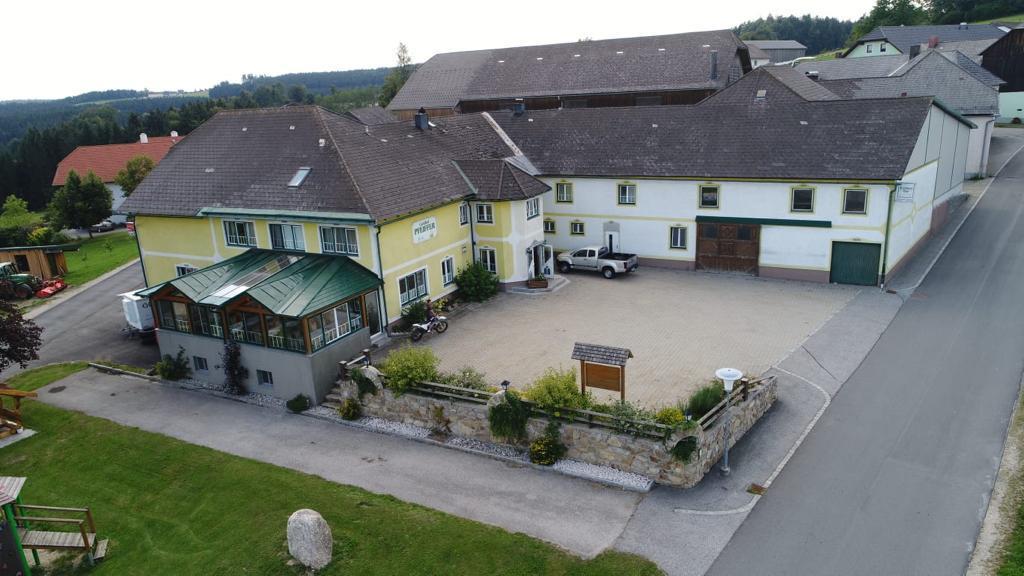 Luftansicht Mühlviertler Hof Pfeiffer