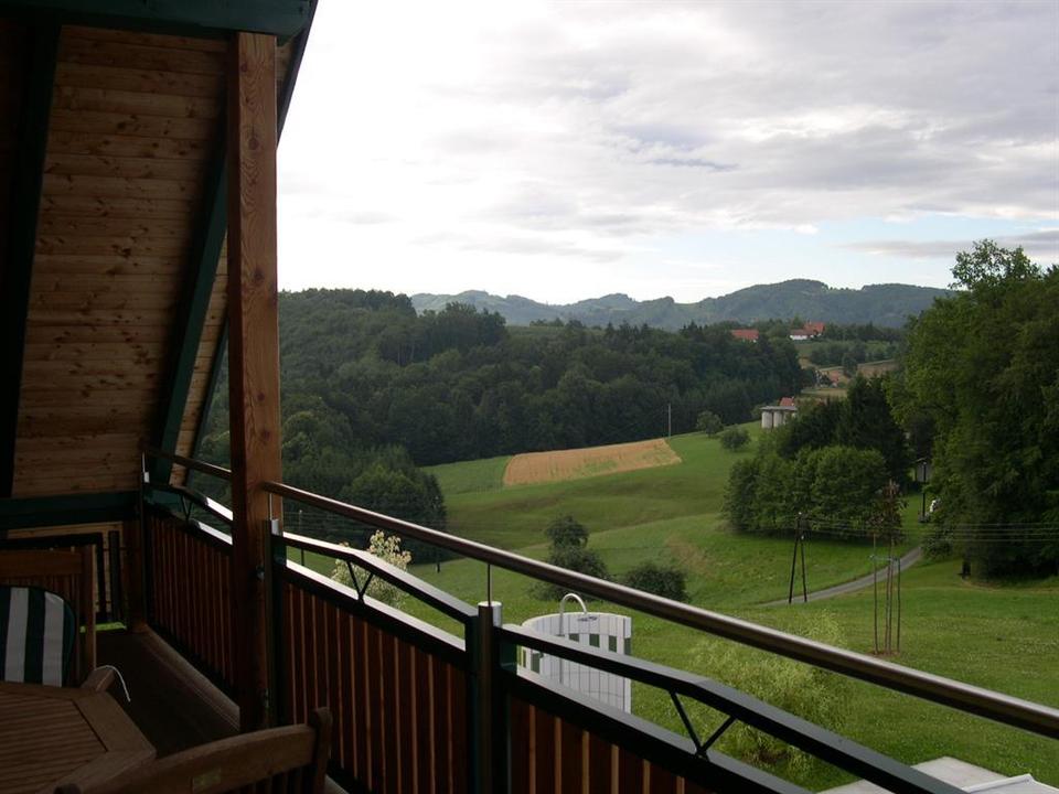Blick vom Balkon Wohnung Sunn-Seitn