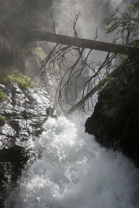 Aussicht von der Holzbrücke am Unteren Riesachwasserfall