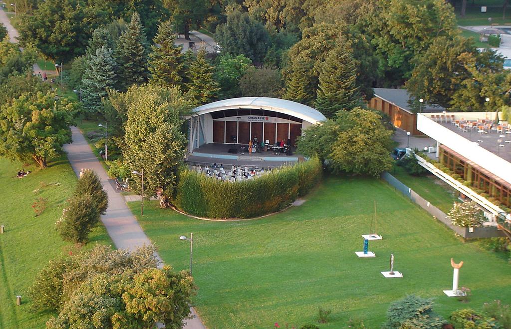 Musikpavillion-im-Donaupark(c)LinzTourismus-M%c3%bcller