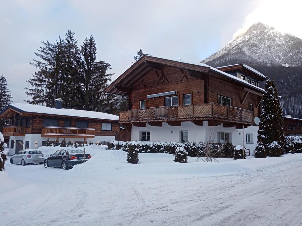 Haus außen Winter