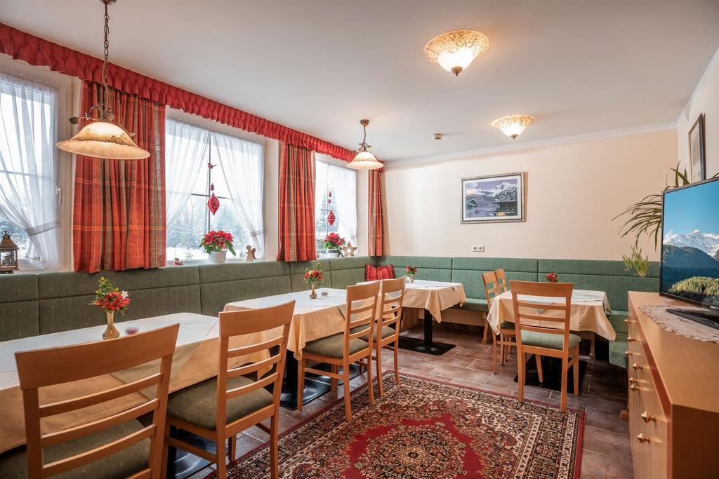 Appartement_Laura_Breitlahneweg_296_Mayrhofen_Frue