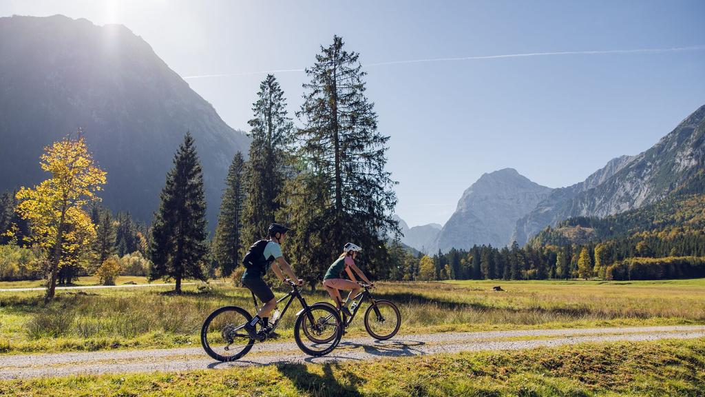 Mountainbiken - am Beginn der Karwendeltäler in Pertisau