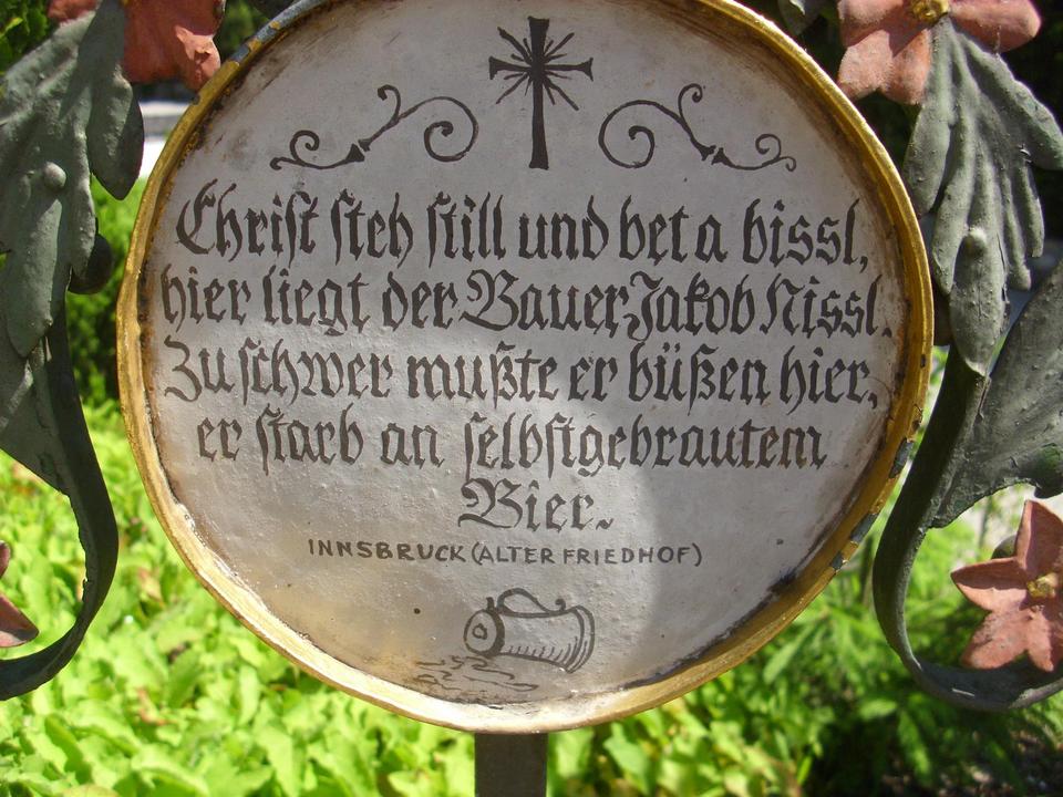 Grabstein lustig