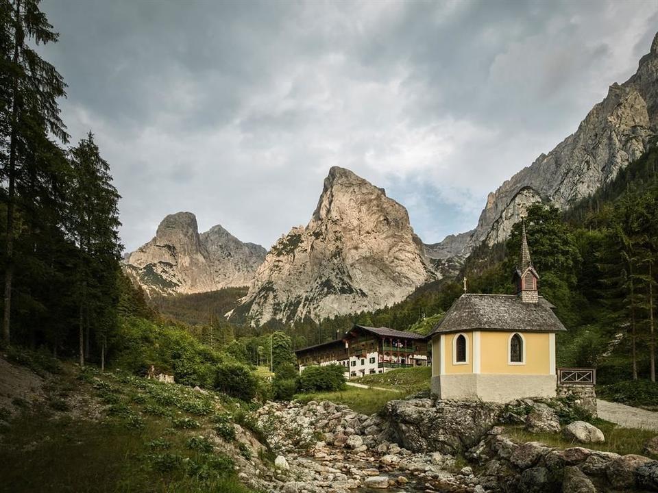 Hinterbärenbad Wandern Anton Karg Kaisertal Naturerlebnis Kaisergebirge