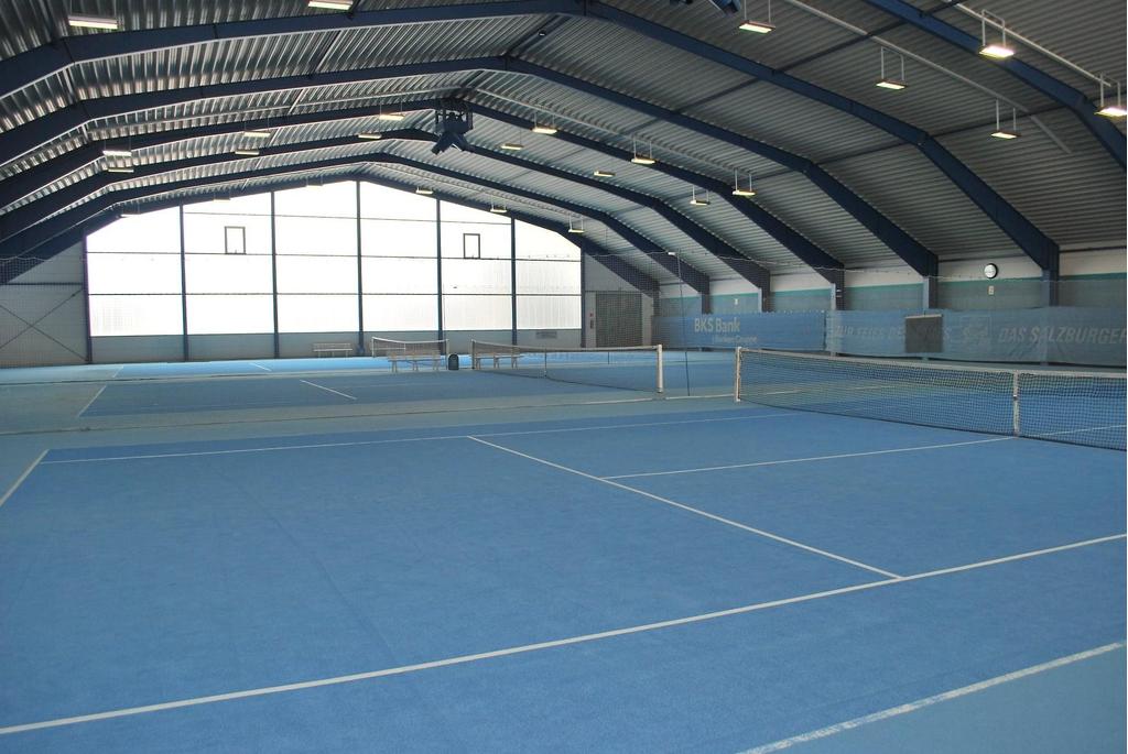 Tennishalle Tenniscenter Knöbl