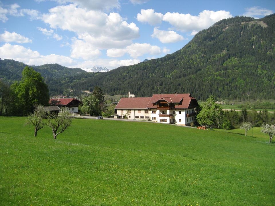 Sommeransicht_Haus