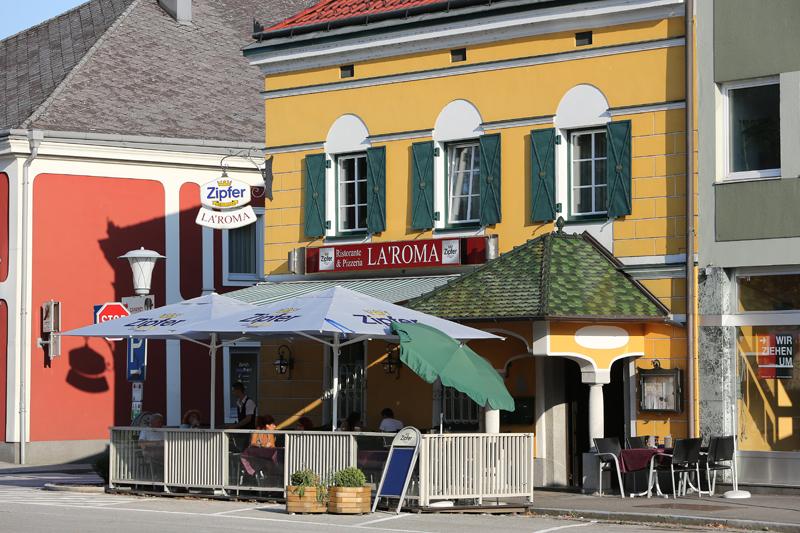 Pizzeria - La Roma