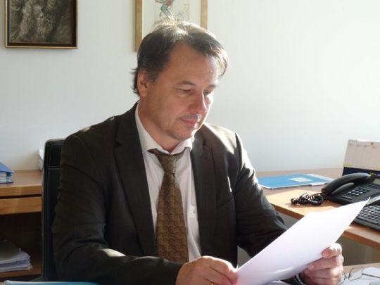 Dr. Stefan Glaser