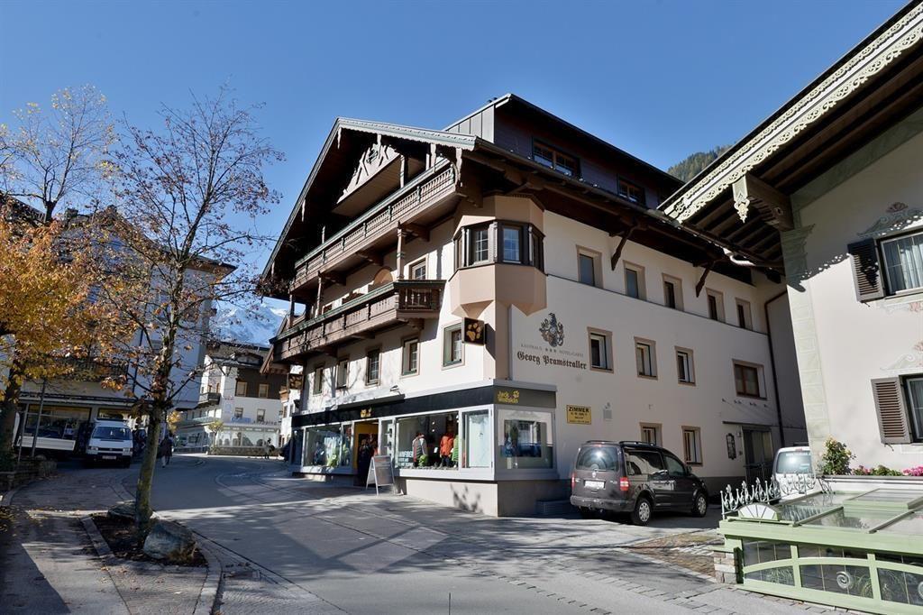 Kaufhaus Pramstraller