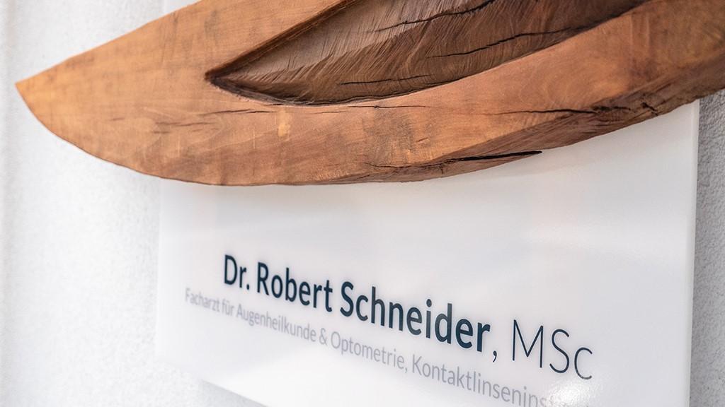 Augenarzt Dr. Schneider