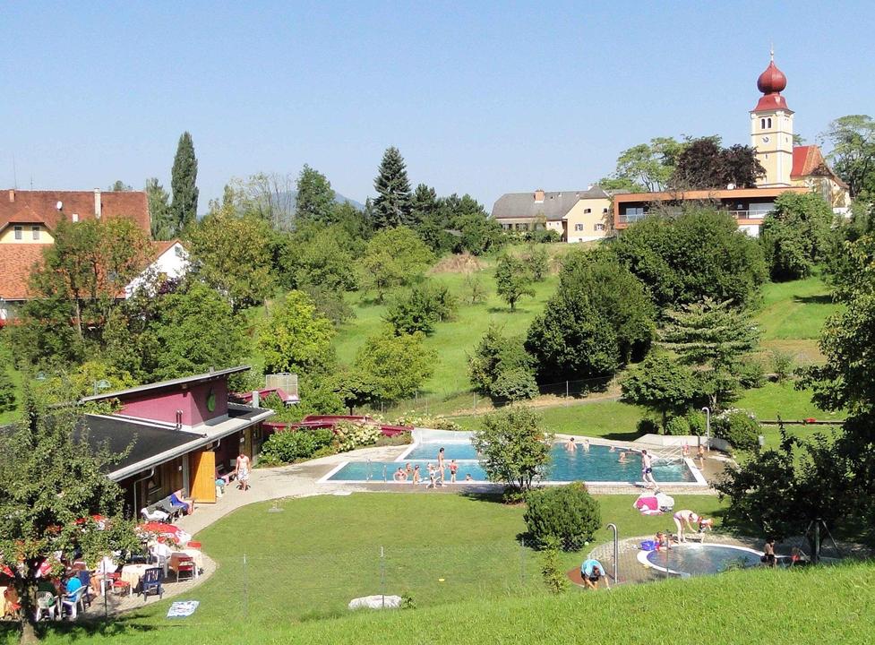 Schwimmbad Puch bei Weiz_Oststeiermark