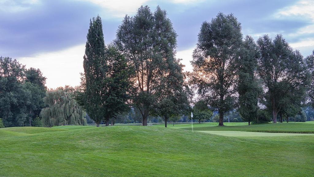 Ausblick zum Golfplatz