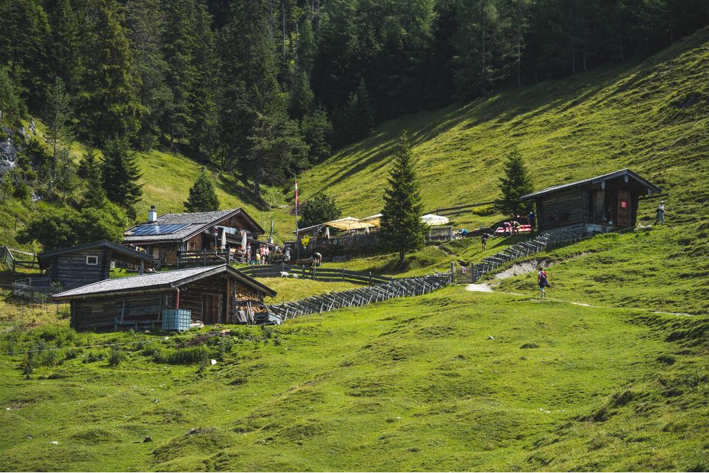 Almhütte