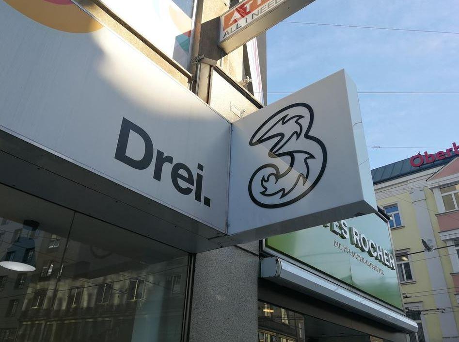 Drei