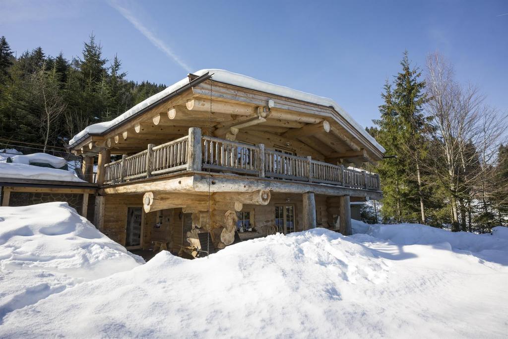 Appartement_Waldruhe_Pinnersdorf_Haus_Winter_neu_2
