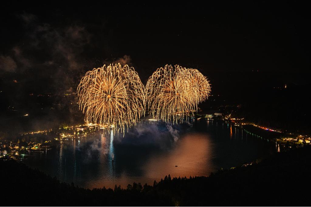 See in Flammen