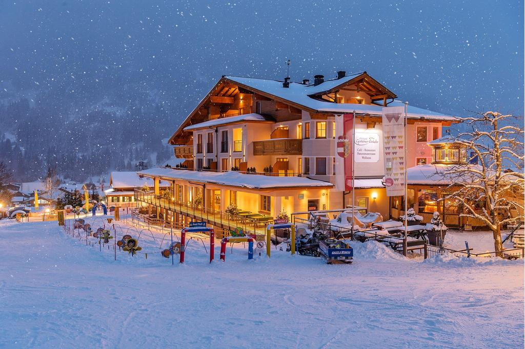 Aktivhotel-Gasteiner-Einkehr-Winter-Abend
