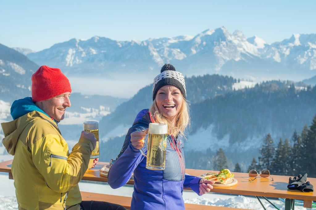 Toller Ausblick von der Sonnenterasse bei der Jausenstation Wildalm