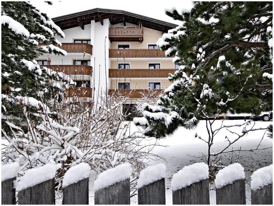 Winterbild-Hotel_Mössmer