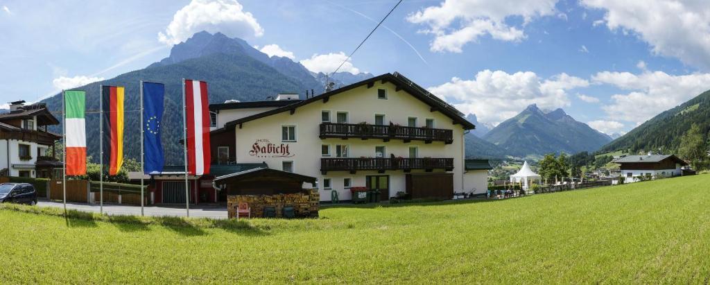 Hotelansicht Sommer