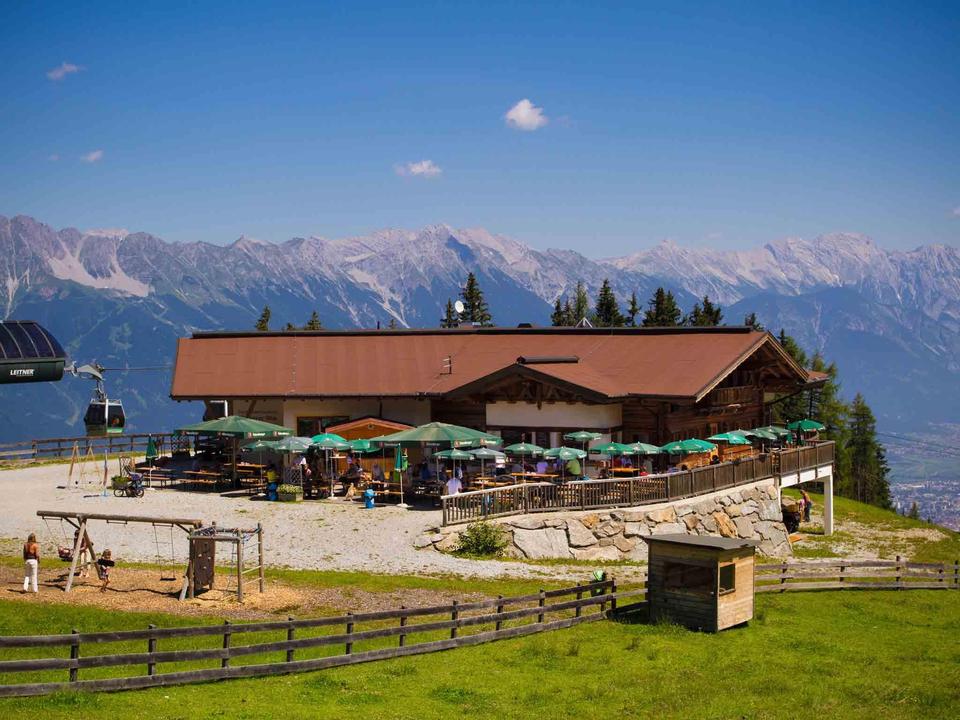 Mutterer Alm Bergrestaurant Sommer