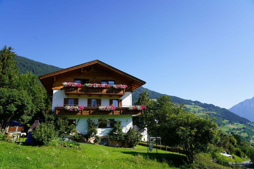 Haus 1