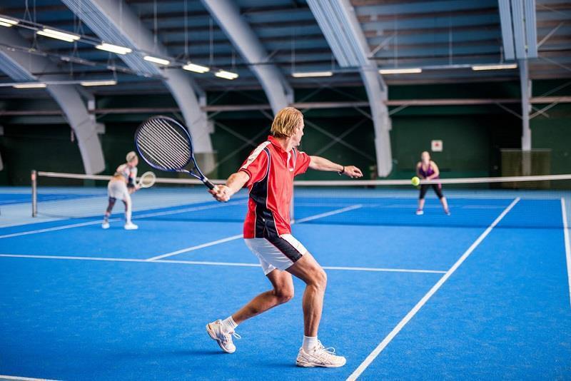 Tennishalle und Tennisplätze Hotel Royal X
