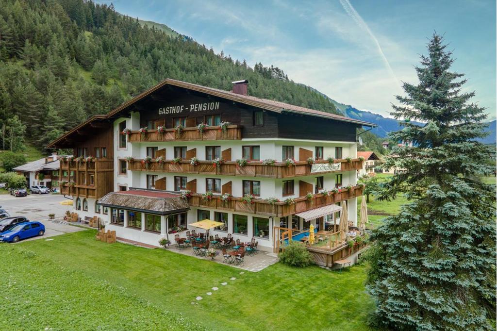 Sommer im Gasthof Schwarzer Adler