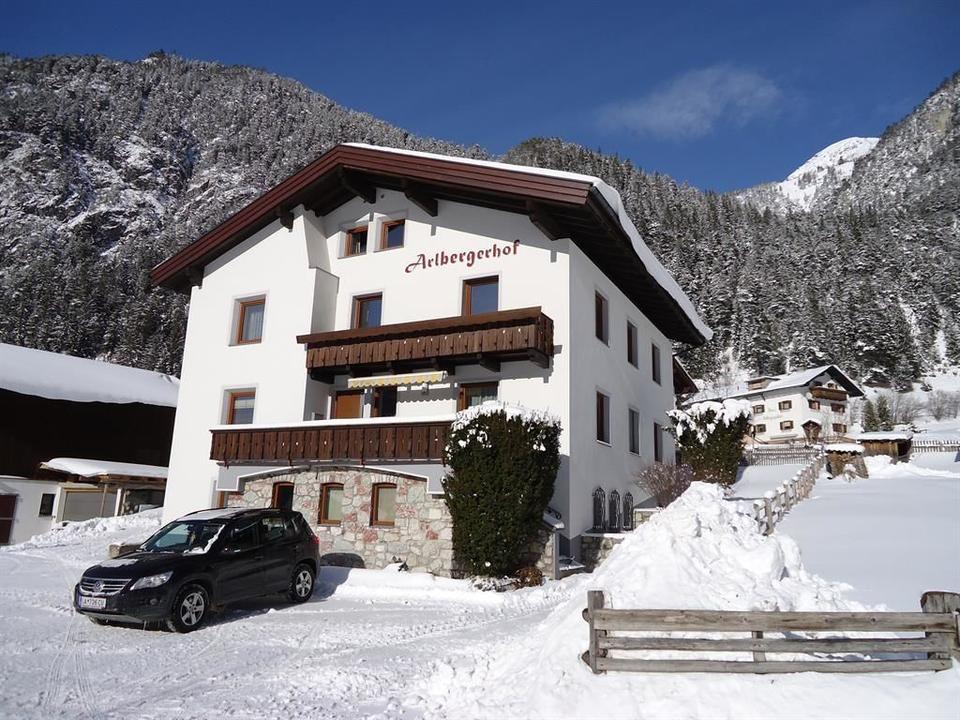 Winterbild Arlbergerhof