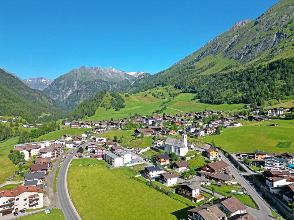 praegraten-sommer-dorf-c-gottfried-islitzer