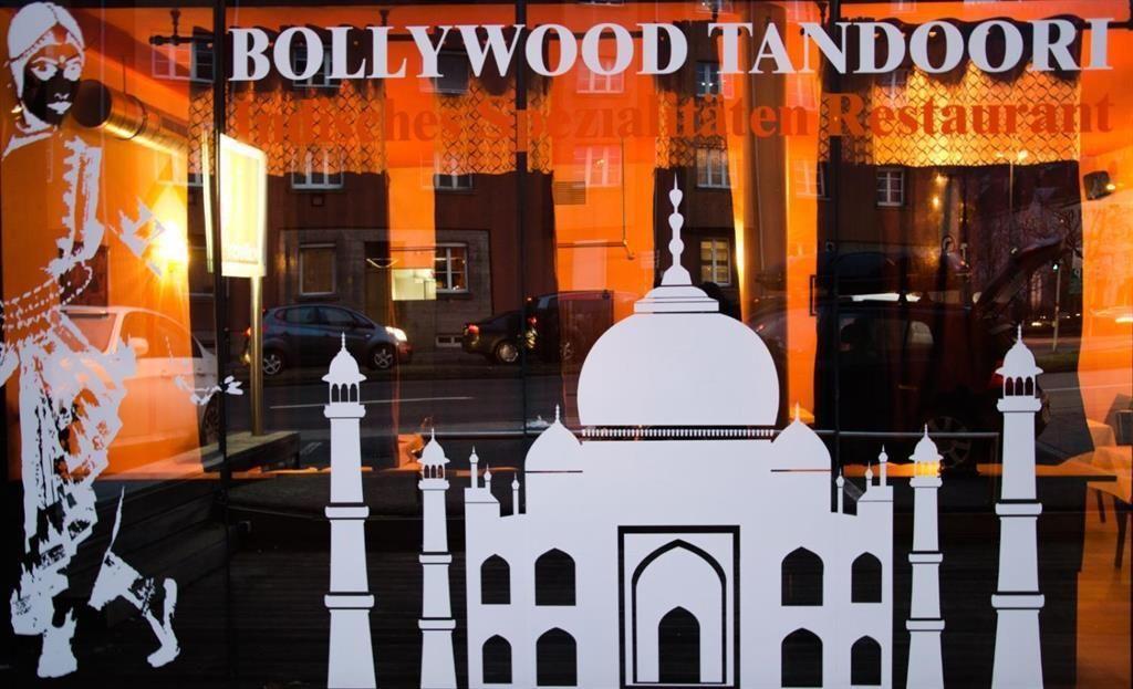 Bollywood Tandoori