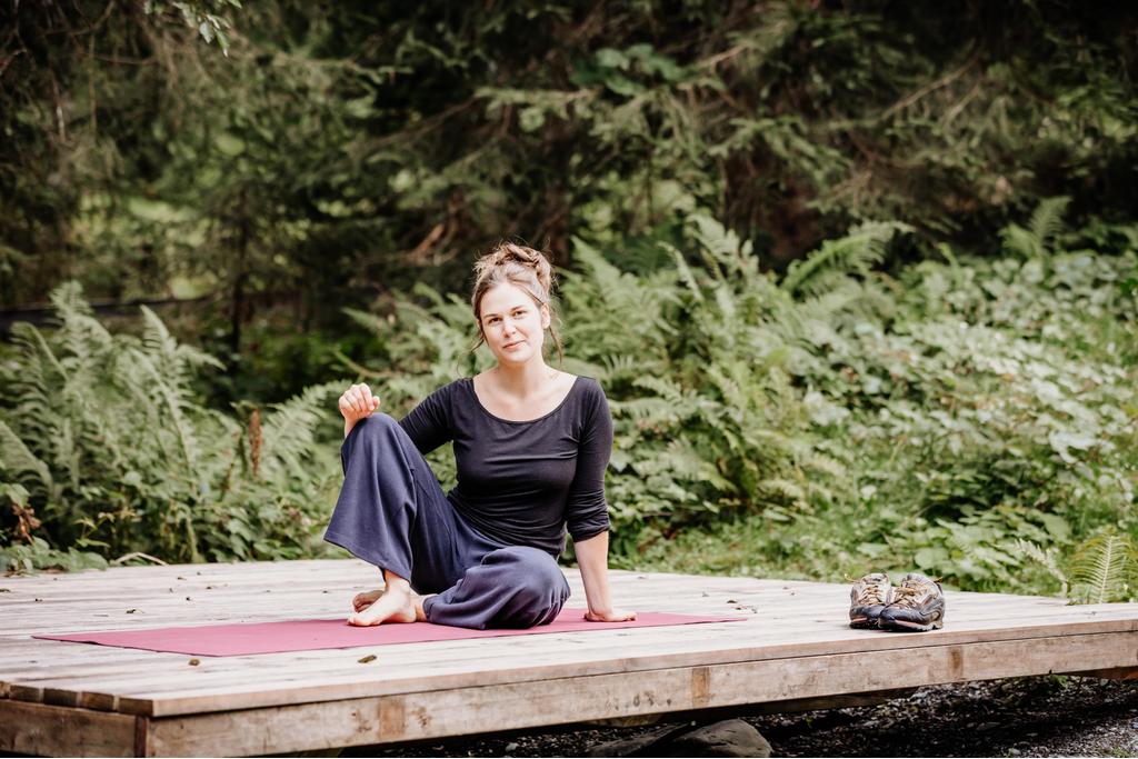Yoga- Lilli Erhardt