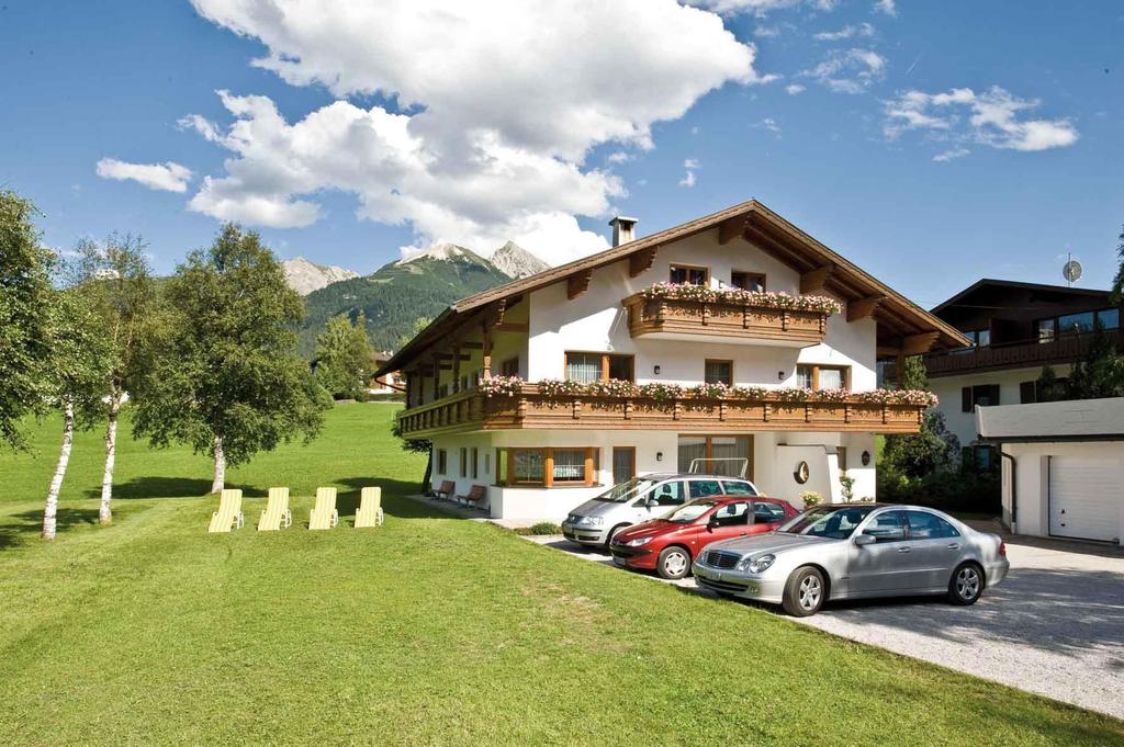 Sommeransicht Haus Toni in Seefeld