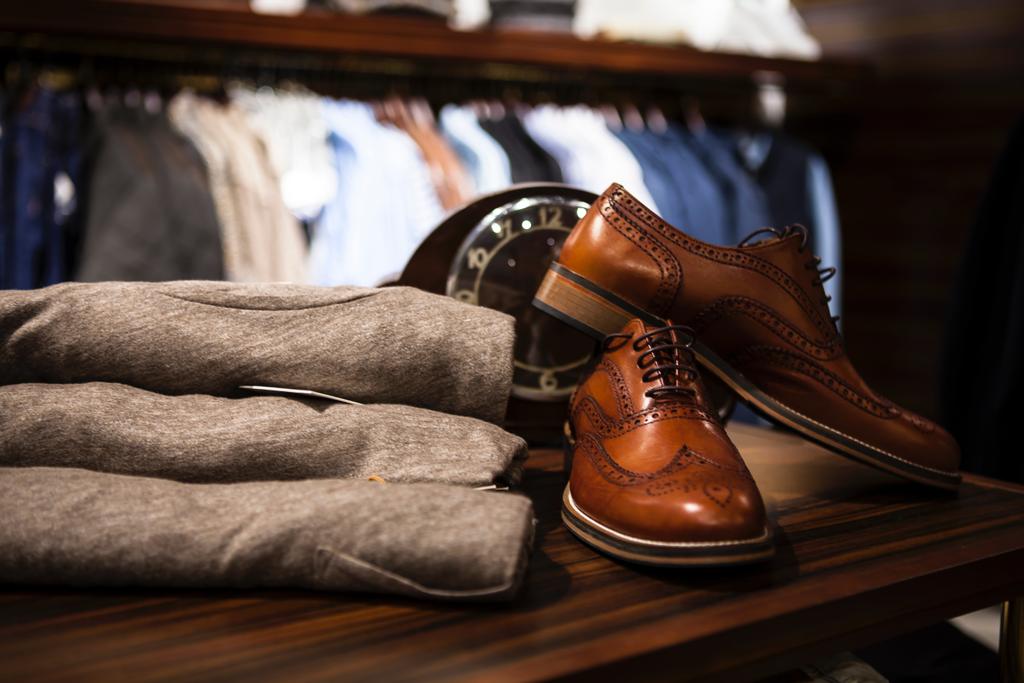 Schuhe, Lederwaren