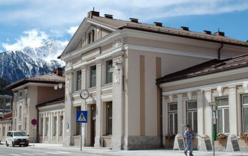 Bahnhof 1