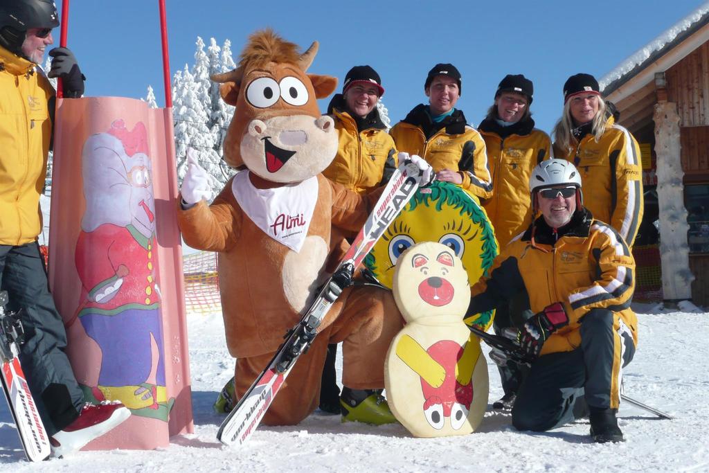 ALMI Skischule_Team_Oststeiermark