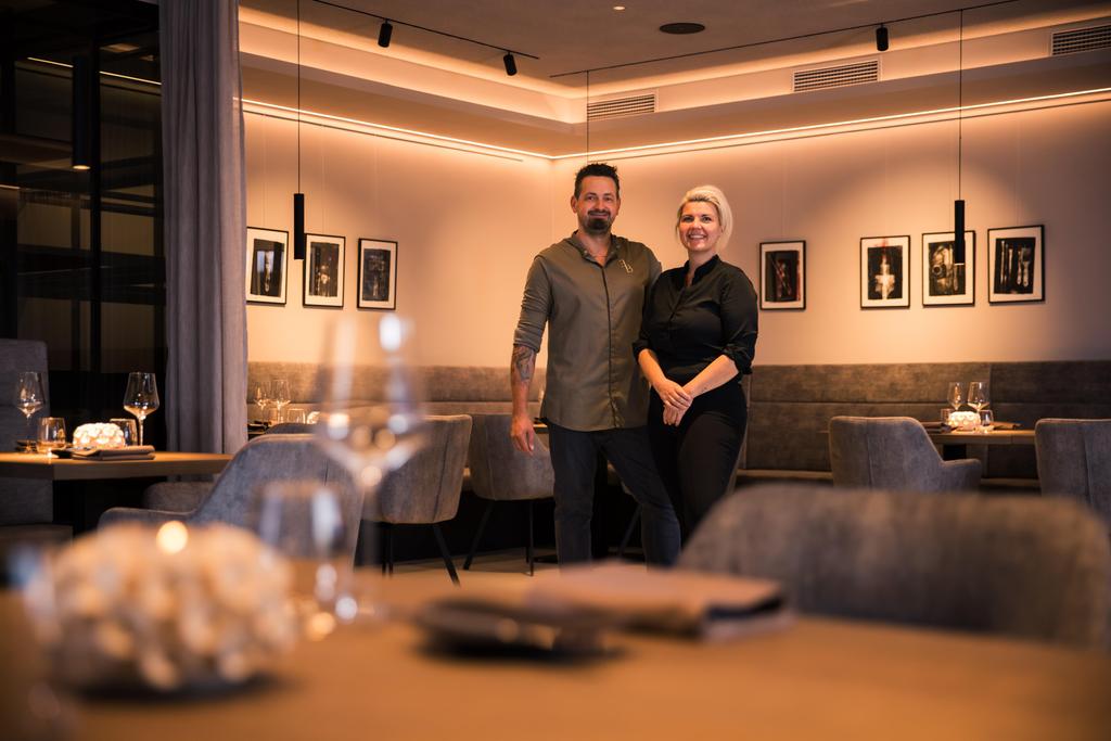 Daniel Edelsbrunner und Sandra Scherbinek