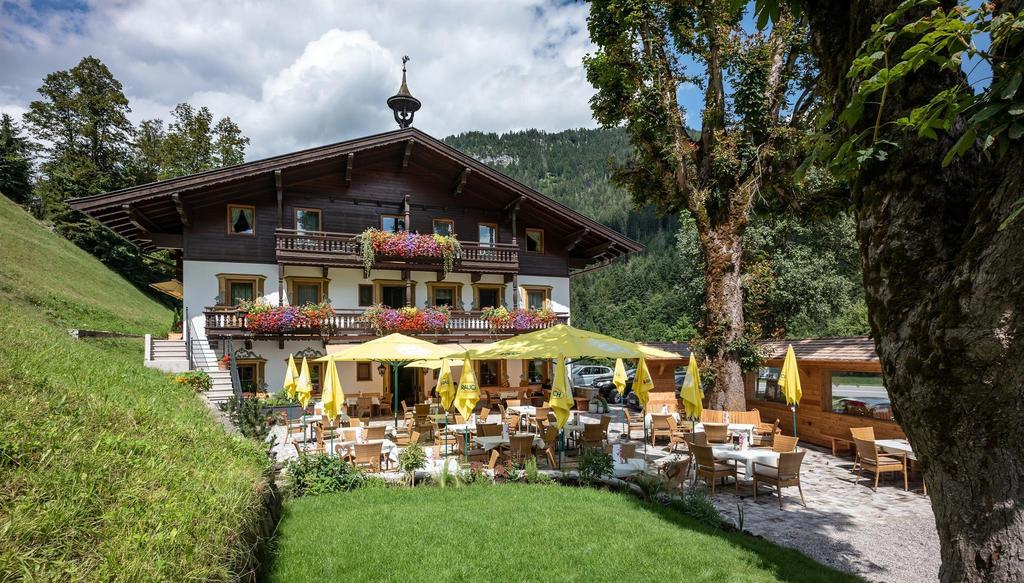 Söll_Haus vorne mit Terrasse_Wilder Kaiser