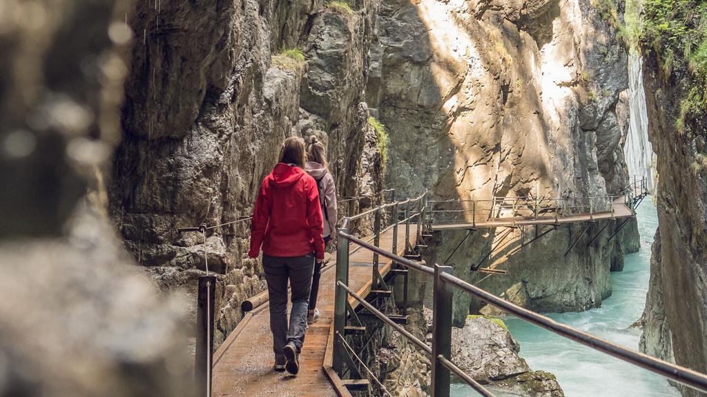 Leutascher Geisterklamm - Wasserfallsteig (2).jpg