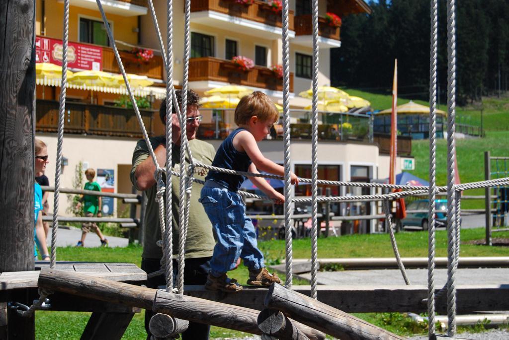 Spielplatz Talstation Karkogel2