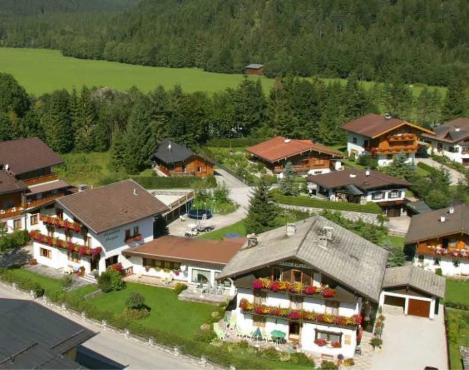 Haus Alpenblick & Margret - Hausansicht im Sommer