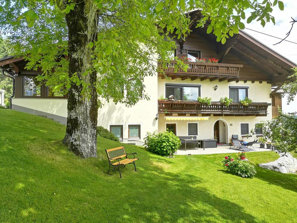 Garten mit Terasse