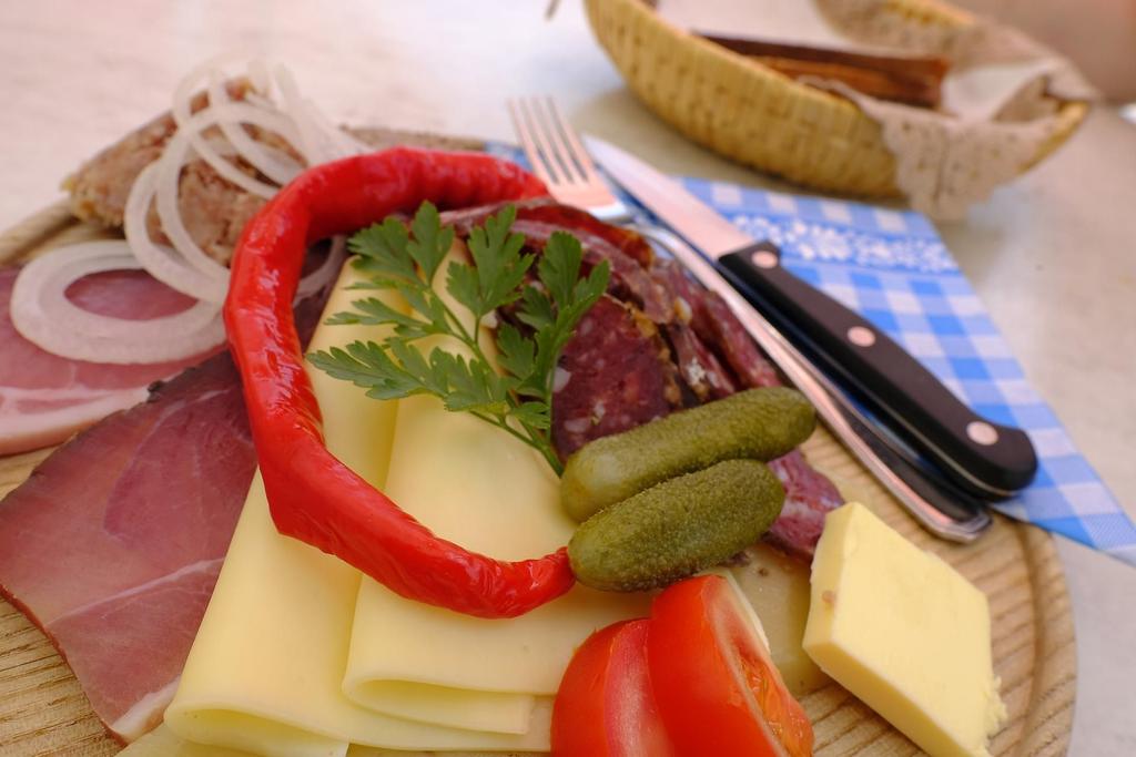 Feine Heurigenplatte