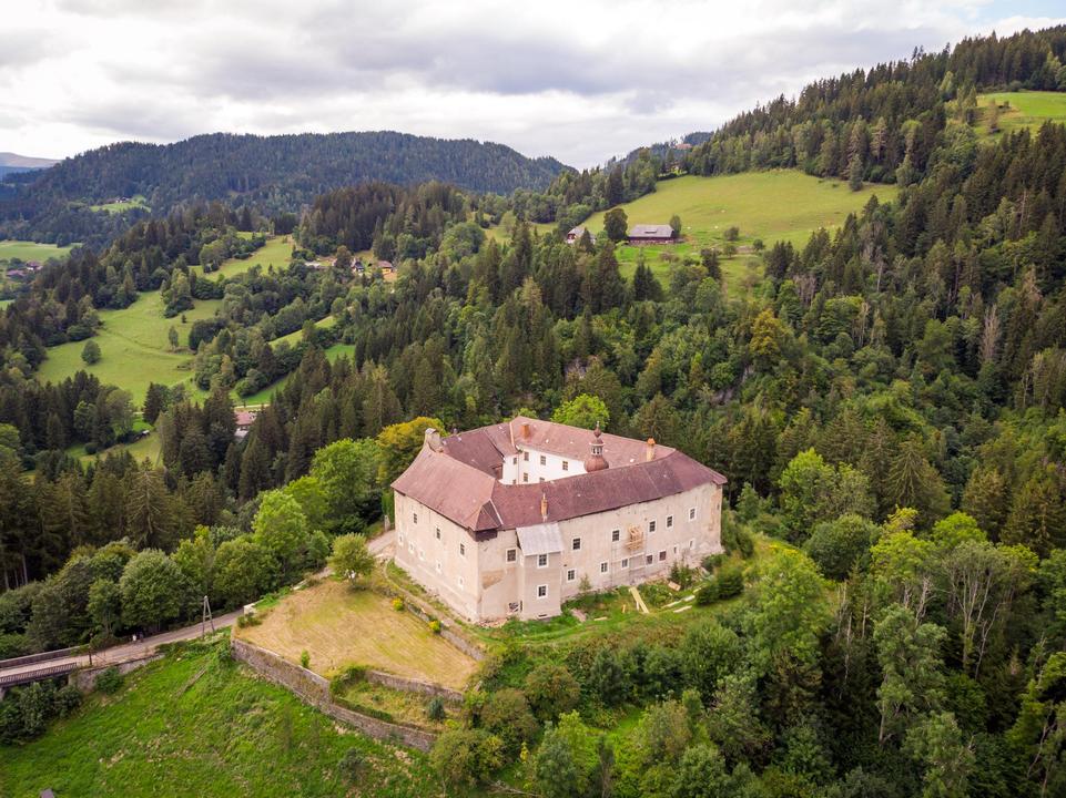 Schloss Grades