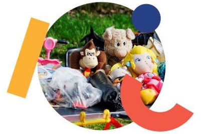 Eine Gruppe von Kuscheltieren in einer Plastikwanne