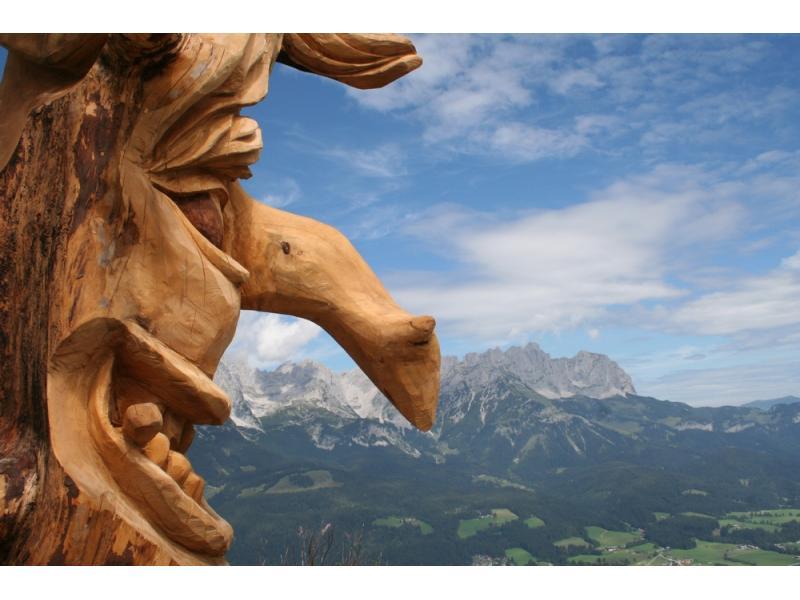 Ellmau_Rübezahl Schnitzfigurenweg_Wilder Kaiser