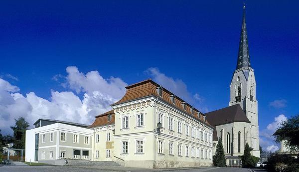 Gemeindeamt Neukirchen